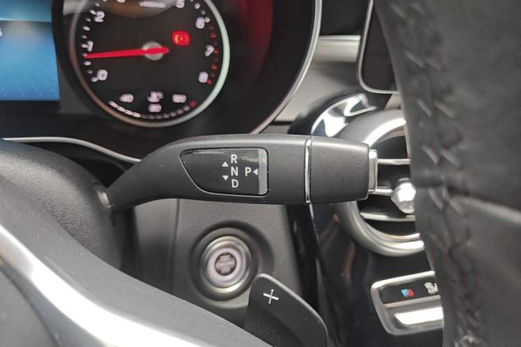 Used Mercedes-Benz GLC 2020 GLC 260 L 4MATIC Dynamic Model
