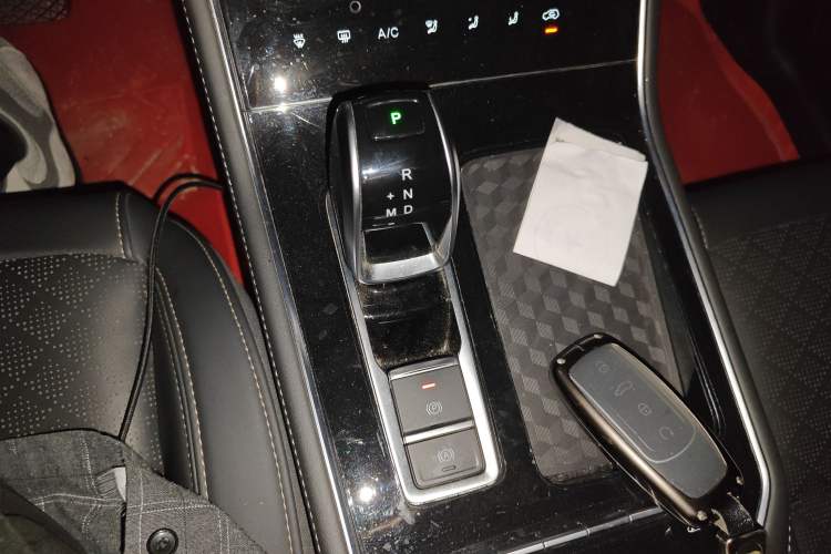 Used Chery Tiggo 8 2024 Honor Edition 230TCI Automatic Excellence Version 7 Seats Gear Lever