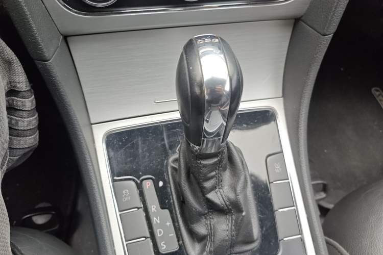 Used Volkswagen Passat 2013 1.8TSI DSG Prestige Edition