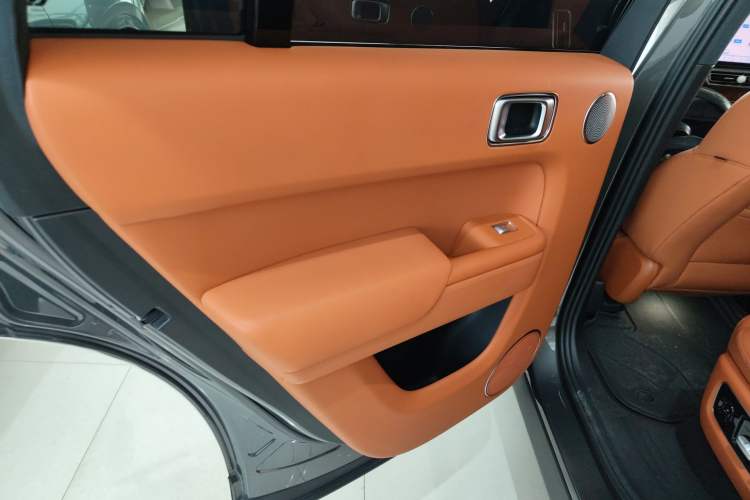 Used Li Auto L8 2023 Pro Model