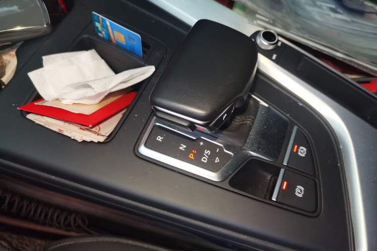 Used Audi A4L 2020 40 TFSI Luxury Dynamic Model
