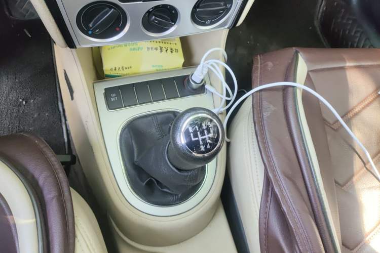 Used Volkswagen Lavida 2011 1.4 TSI Manual Prestige Edition
