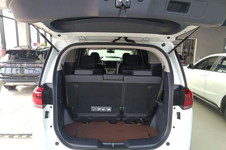 Used GAC Trumpchi M8 2024 Lingxiu Series 390T Deluxe Edition Trunk