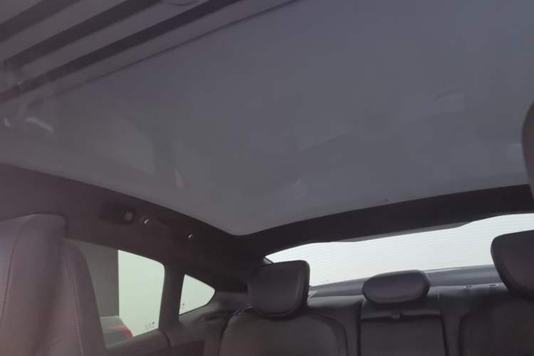 Used Xiaomi Auto SU7 2024 Four-Wheel Drive Ultra-Long Range Advanced Intelligent Driving Max Edition Headliner