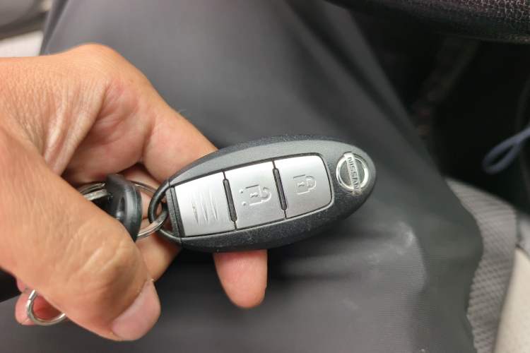 Used Nissan Qashqai 2016 2.0L CVT Luxury Edition Vehicle Key