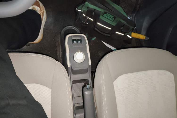 Used Chery QQ Ice Cream 2025 205km Qi Energy Version
