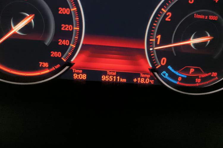 Used BMW 7 Series 2014 730Li Premium Edition Odometer Close Up