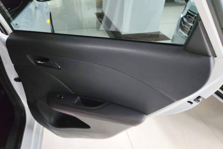 Used Chevrolet Monza 2019 RS 330T Automatic Comfort Edition China VI Standard Right Rear Door Interior