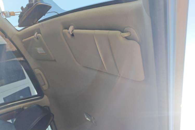 Used Nissan Livina 2013 1.6XE CVT Comfort Edition Headliner