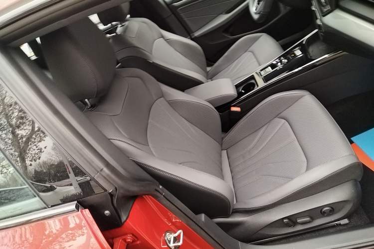 Used Volkswagen Lamando 2026 Lavida L GTS 380TSI Lingfeng Millionth Anniversary Edition
