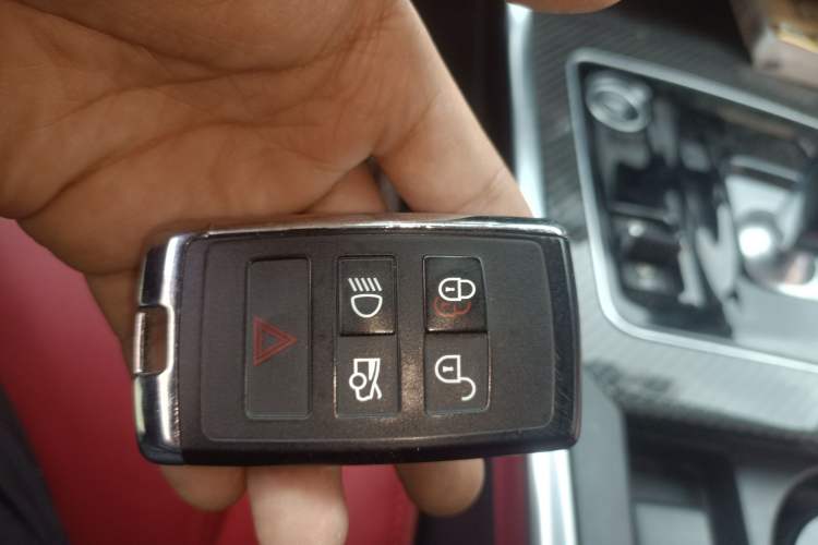 Used Jaguar XEL 2021 2.0T 250 PS Black Edition Sport Version Vehicle Key