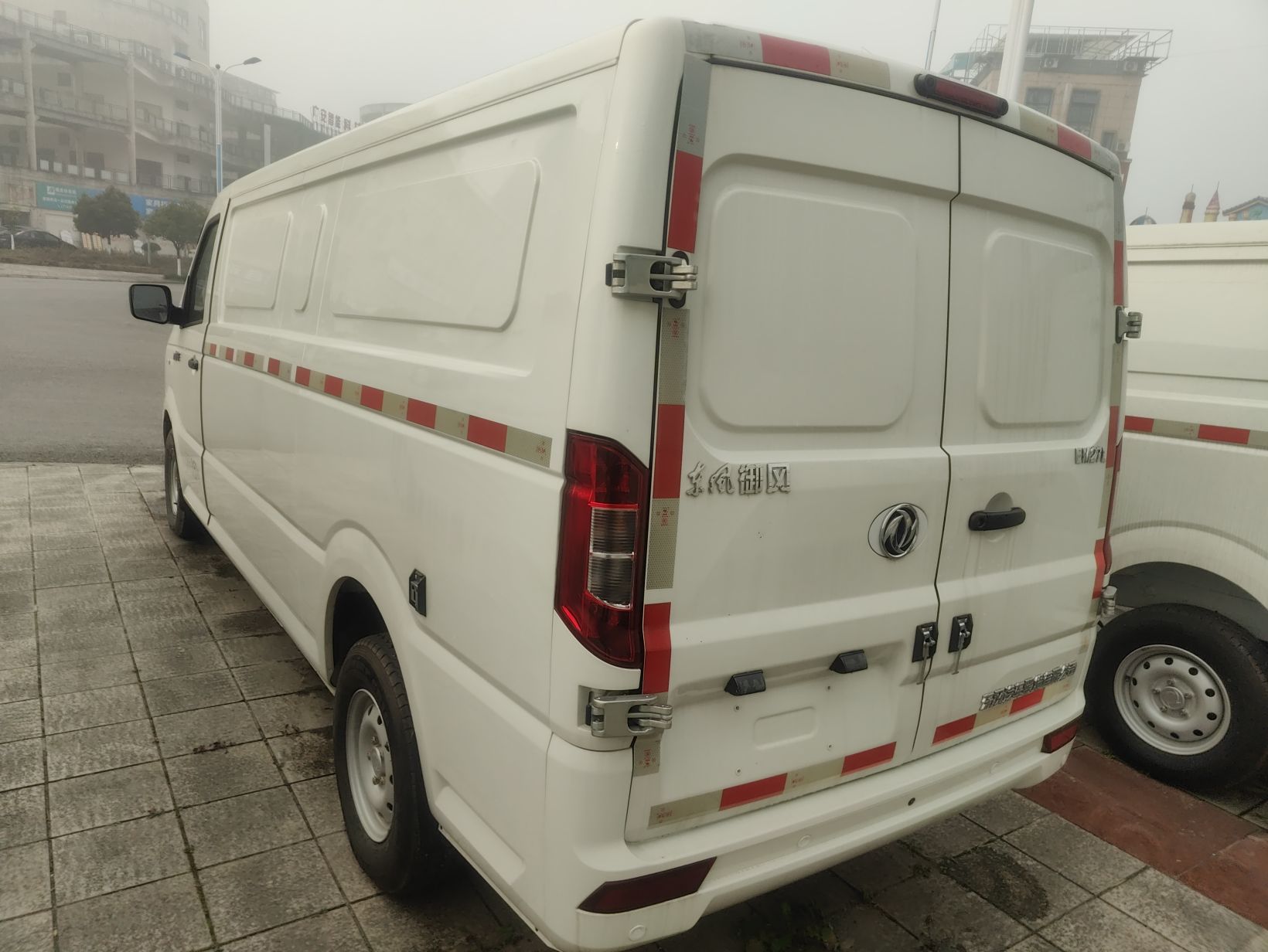 Dongfeng Yufeng EM27 2024 EM27L Eves Power 41.86 kWh — снимка 4