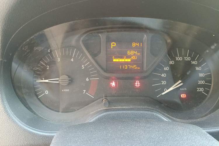 Used Citroen Elysee 2016 1.6L Automatic Fashion Model Odometer Close Up