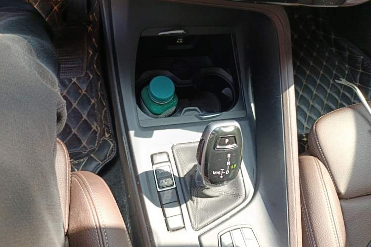 Used BMW X1 2021 sDrive25Li Leading Model Gear Lever