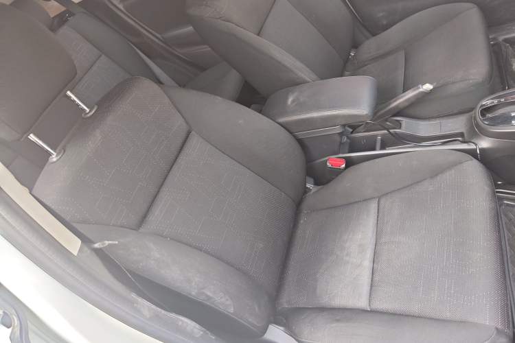 Used Honda Fit 2018 1.5L CVT Comfort Sunroof Version