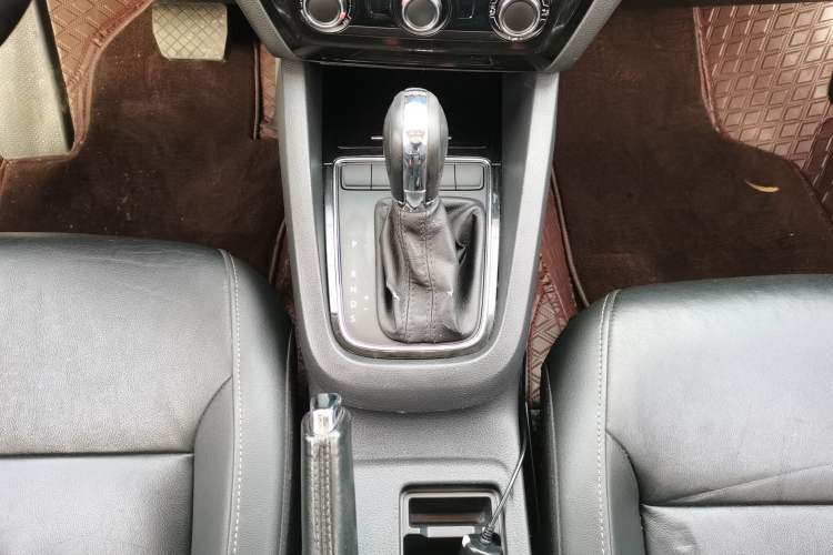 Used Volkswagen Sagitar 2016 230TSI 25th Anniversary Edition
