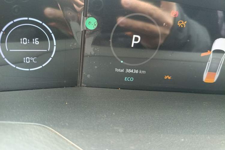 Used CHANGAN UNI-V 2023 1.5T Prestige Model