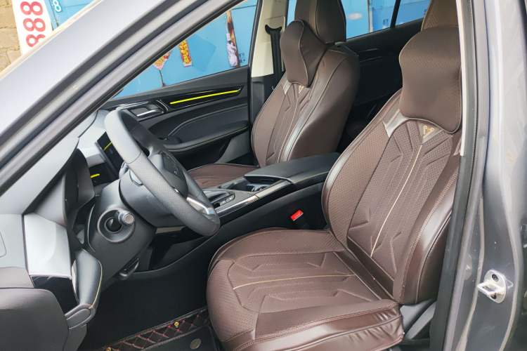 Used Roewe i5 2021 1.5L CVT Platinum Edition
