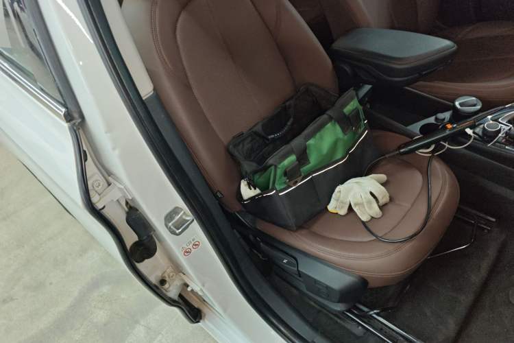 Used BMW 2 Series Active Tourer 2016 218i Leading Model Right Front Seat