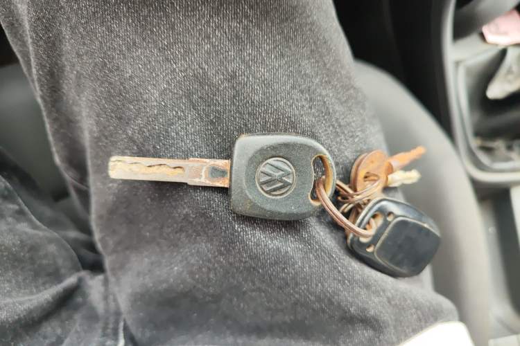 Used Volkswagen Santana 2013 1.6L Manual Fashion Edition Vehicle Key