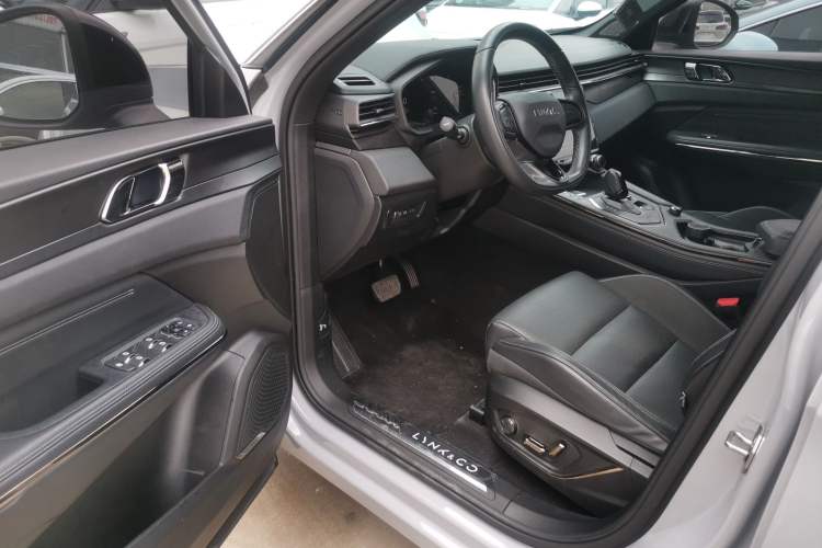 Used Lynk & Co 01 EM-P 2023 1.5TD EM-P PM Driver Seat