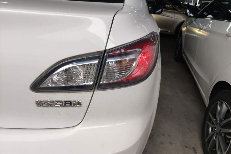 Used Mazda 3 2015 Sedan 1.6L Automatic Elite Model