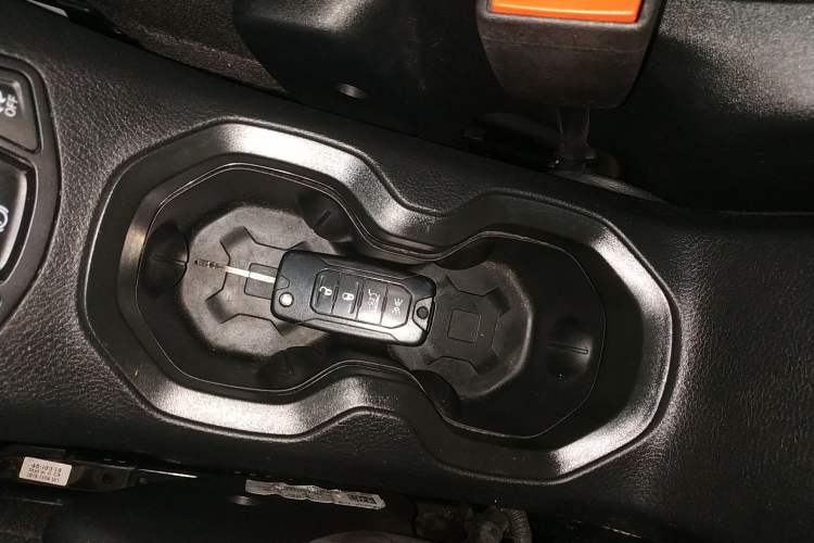 Used Jeep Renegade 2019 220T Automatic Leading Edition Vehicle Key