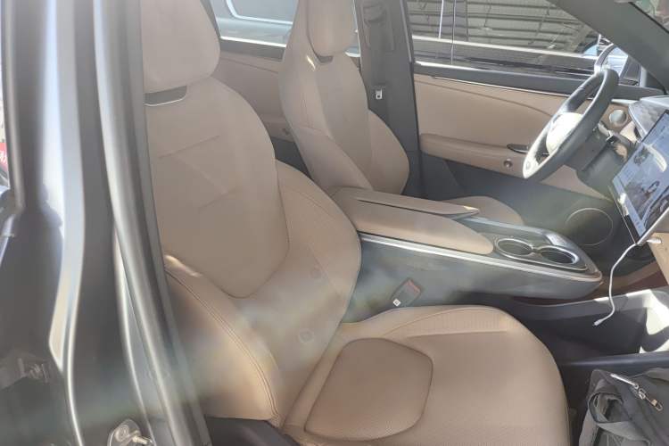 Used ARCFOX Alpha T5 2024 660 MAX
