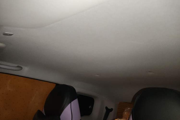 Used Chery QQ Ice Cream 2022 120km Conical Shape Lithium Iron Phosphate Headliner