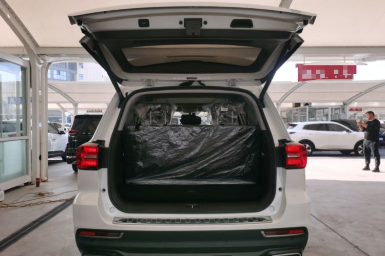 Used Roewe RX8 2019 30T Smart Connectivity Four-Wheel Drive Supreme Flagship Edition