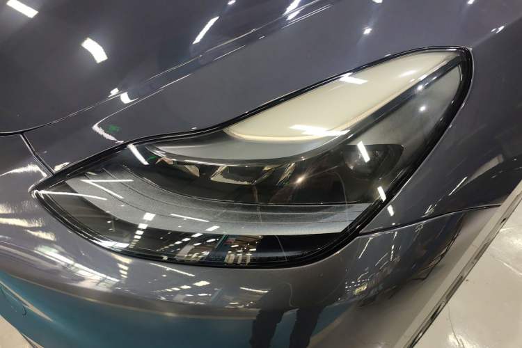 Used Tesla Model Y 2022 Long-Range All-Wheel-Drive Version
