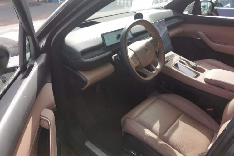 Used Nio ES6 2023 75 kWh
