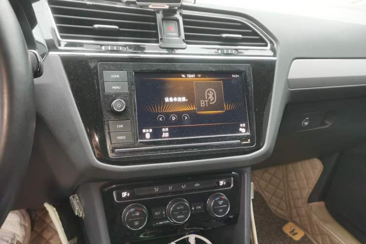 Used Volkswagen Tiguan L 2018 280TSI Automatic Two-Wheel Drive Comfort Edition Audio And AC Panel