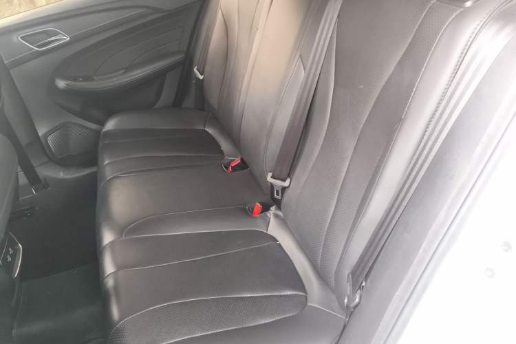 Used Roewe i5 2020 1.5L Automatic 4G Connected Linghao Edition