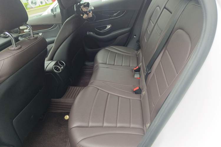 Used Mercedes-Benz GLC 2016 GLC 260 4MATIC Luxury Model Left Rear Seat