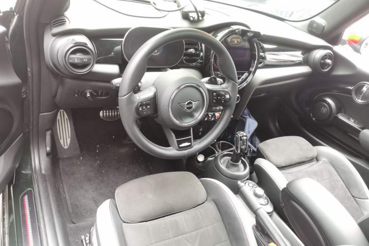 Used MINI JCW 2023 Facelift 2.0T JOHN COOPER WORKS ALL-IN Steering Wheel