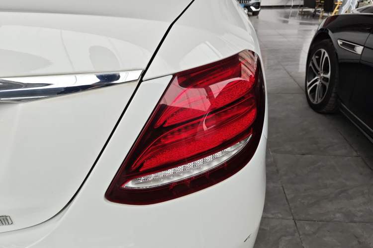 Used Mercedes-Benz E-Class 2020 Facelift E 300 L Stylish Edition
