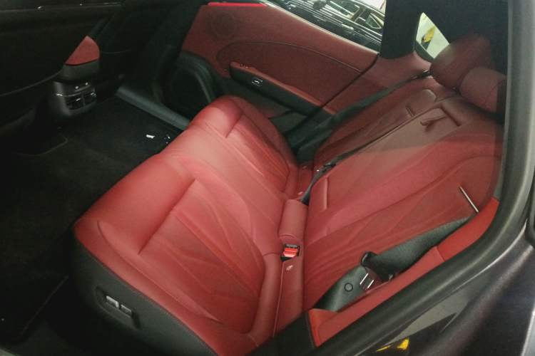 Used Zeekr 007GT 2025 Long-Range Rear-Wheel Drive Intelligent Driving Version 100 kWh