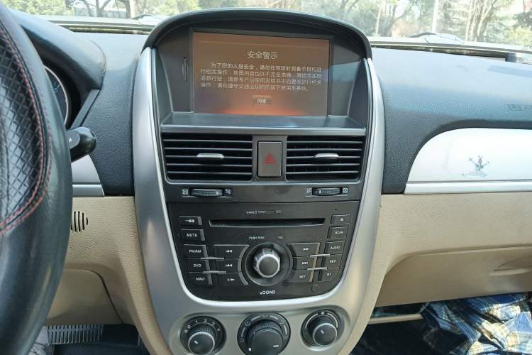 Used Buick Excelle 2013 1.5L Automatic Classic Model
