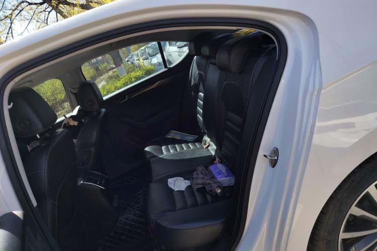 Used Skoda Superb 2016 TSI330 DSG Smart Drive Edition
