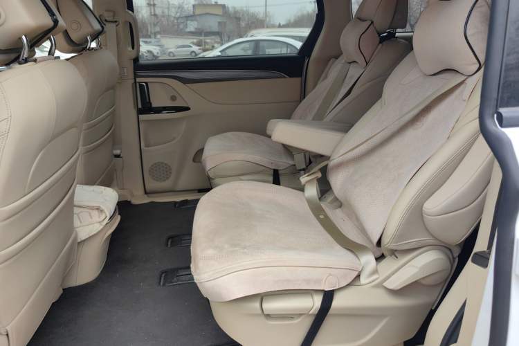 Used Buick GL8 New Energy 2025 Lushang First-Drive Edition 7-Seater