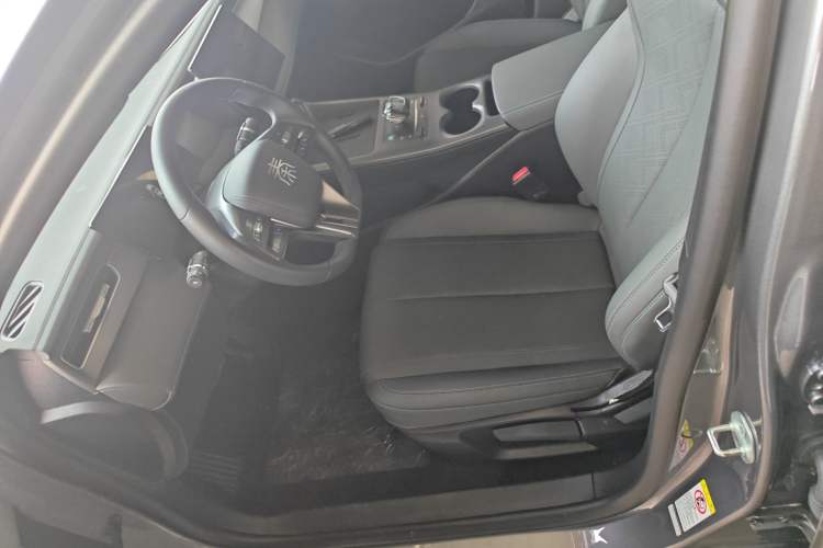 Used BYD Qin PLUS 2025 DM-i Smart Drive 55KM Leading Model Left Front Seat