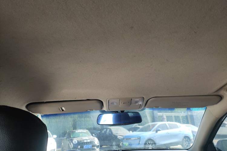 Used Kia K2 2015 Sedan 1.4L Automatic GLS Headliner