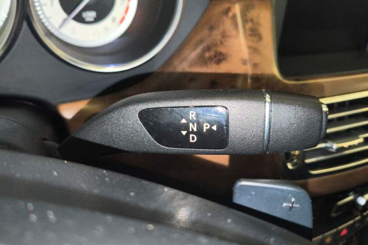 Used Mercedes-Benz CLS 2012 CLS 300 CGI Gear Lever