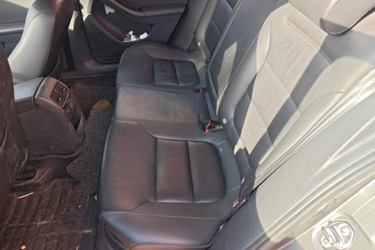 Used Volkswagen Sagitar 2014 Revised Version 1.6L Manual Comfort Edition