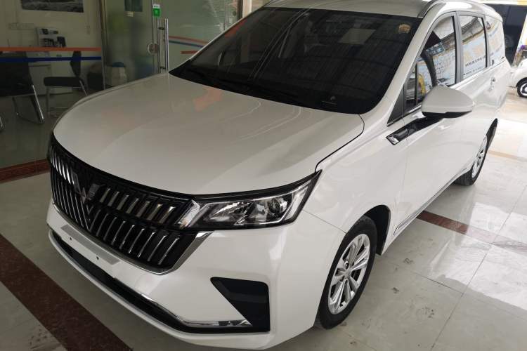 Used Wuling Jiachen 2022 1.5T Manual Light Enjoyment Dynamic Version