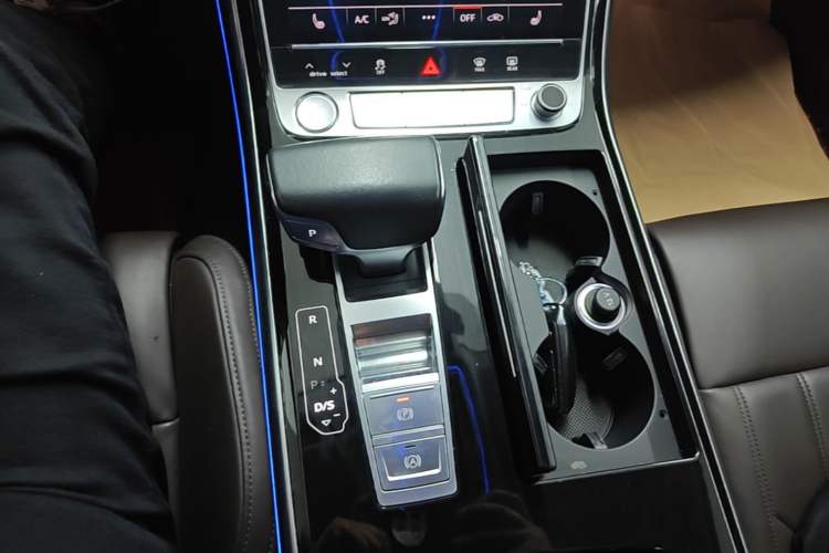 Used Audi A8 2019 A8L 50 TFSI quattro Comfort Model
