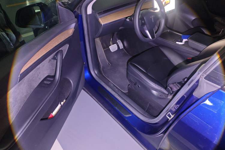 Used Tesla Model Y 2022 Performance High-Performance All-Wheel-Drive Version