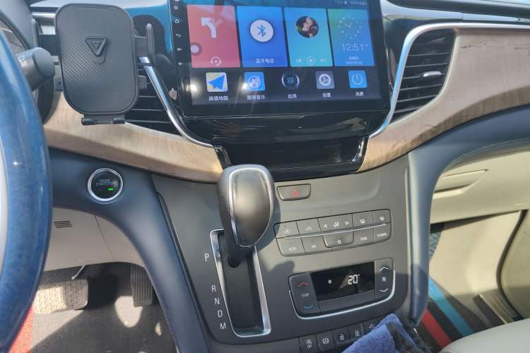 Used Buick GL8 2017 ES 28T Comfort Model China V Standard