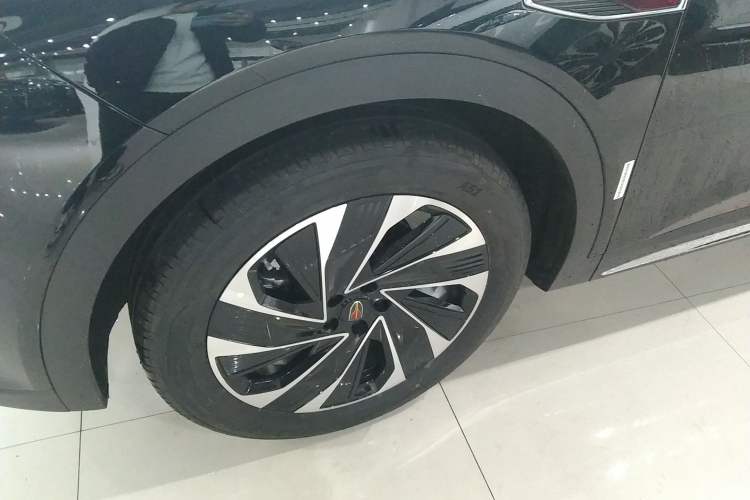 Used Hongqi HS7 PHEV 2024 2.0T PHEV Four-Wheel Drive Flagship Edition 7 Seats
